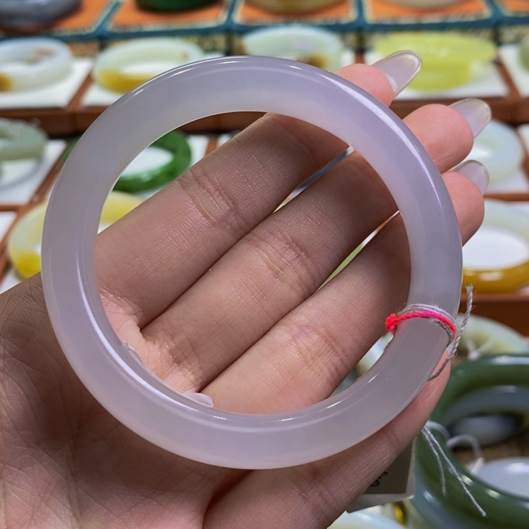 和田玉手镯未镶嵌依***享青海高冰浅烟紫55.5