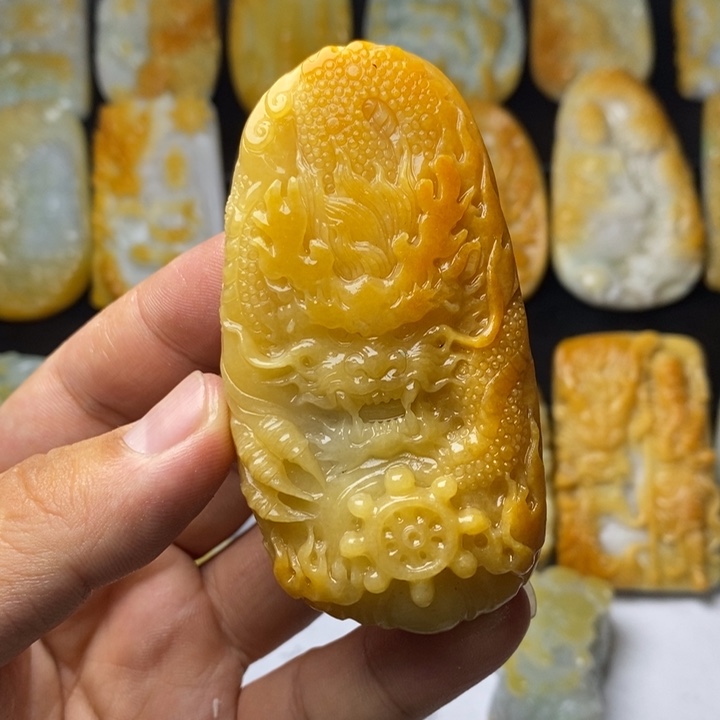 定制翡翠未镶嵌翡翠