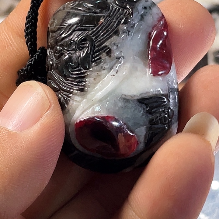 天然辰砂原石首饰