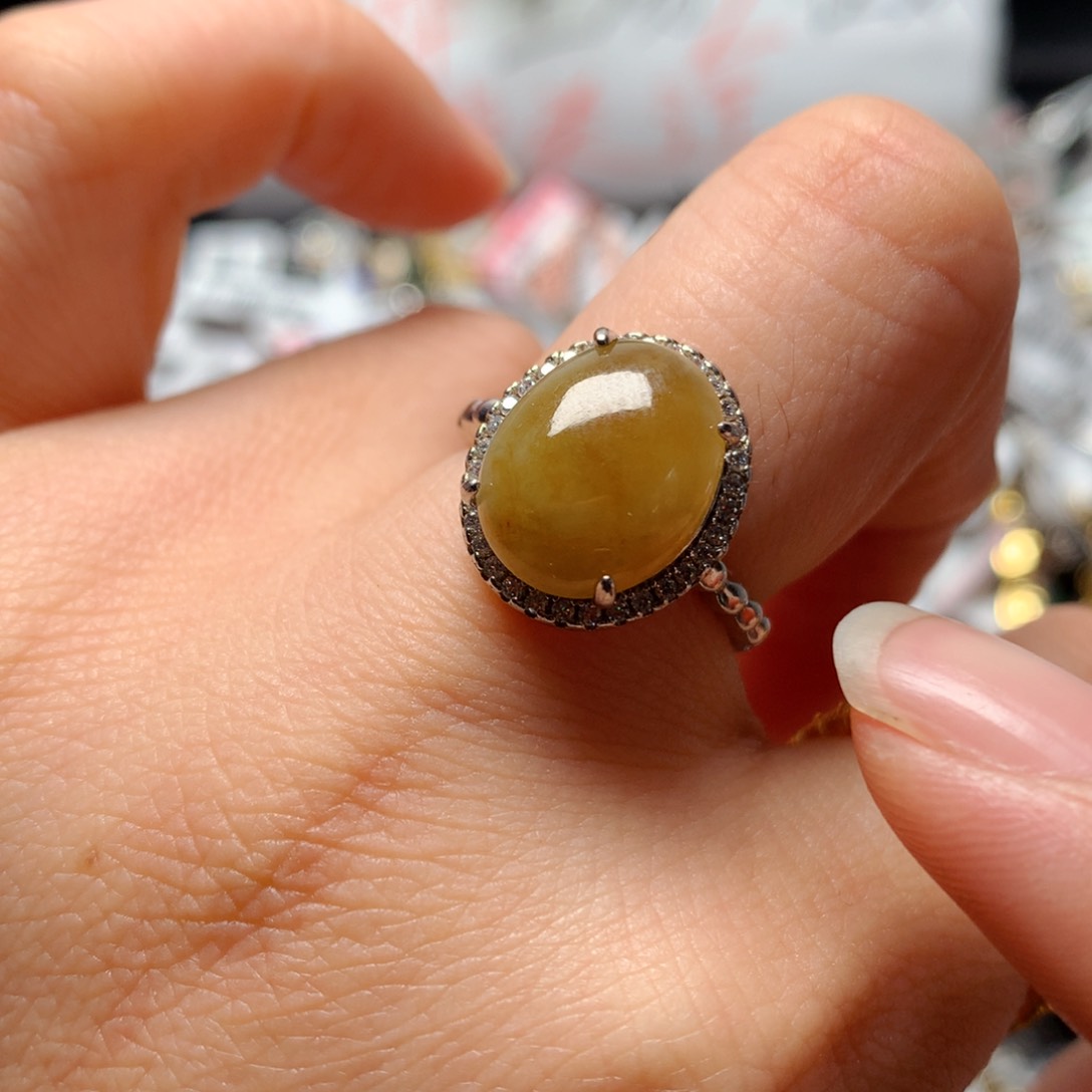 翡翠戒指银S925镶嵌天然翡翠戒指