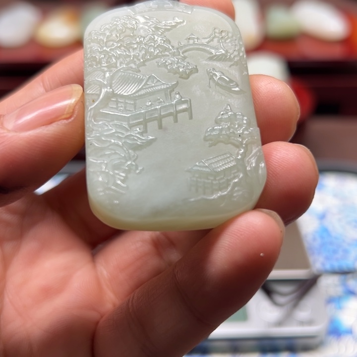 和田玉未镶嵌颈饰