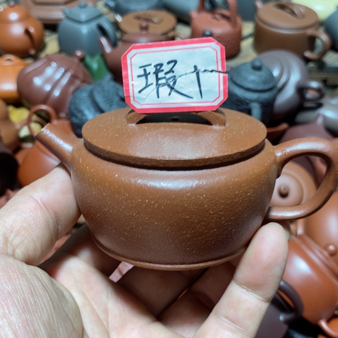 紫砂茶壶欢迎各位光临惠顾