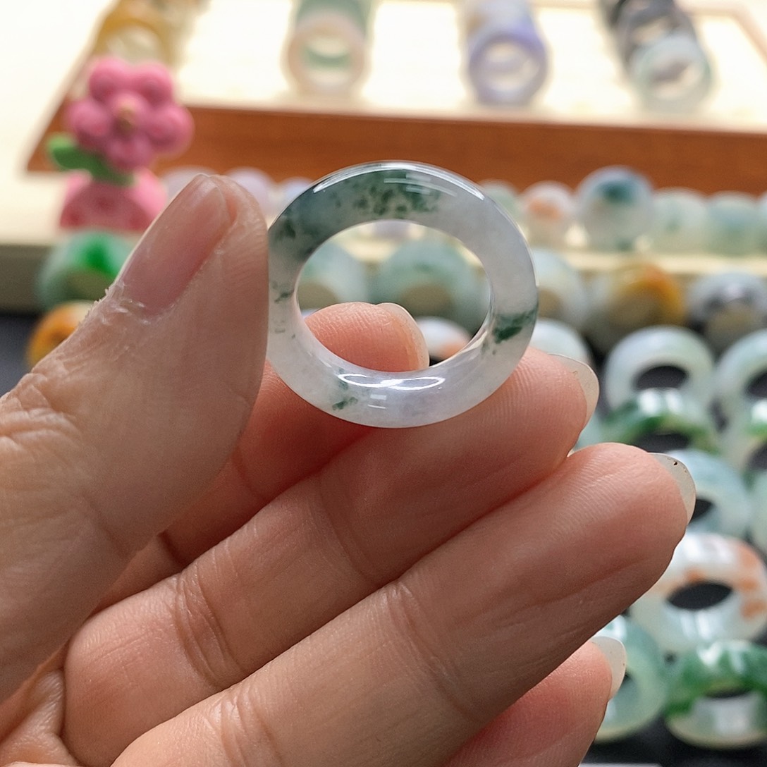 定制翡翠未镶嵌翡翠
