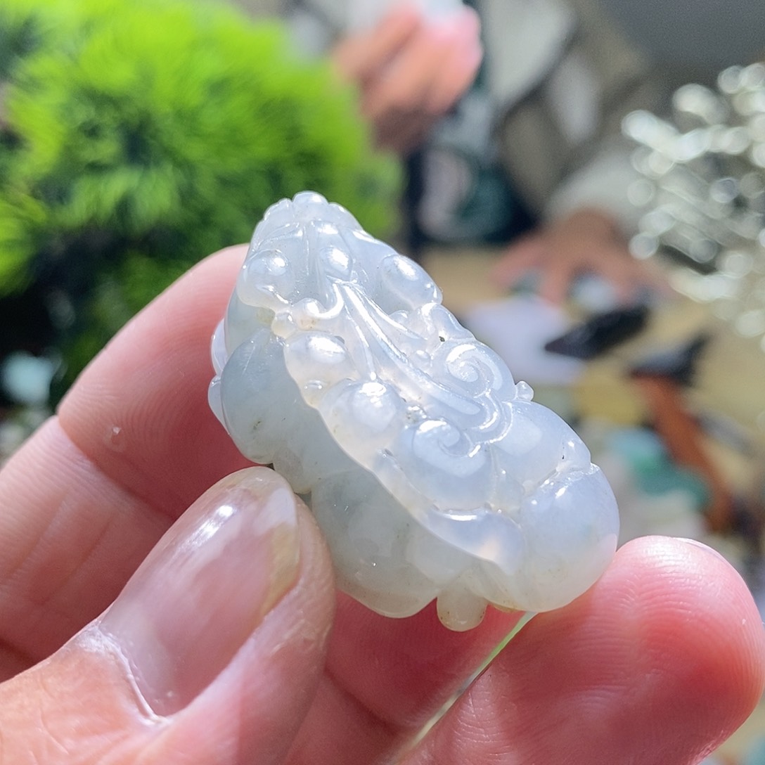 【闪购商品】翡翠颈饰未镶嵌11111111111111