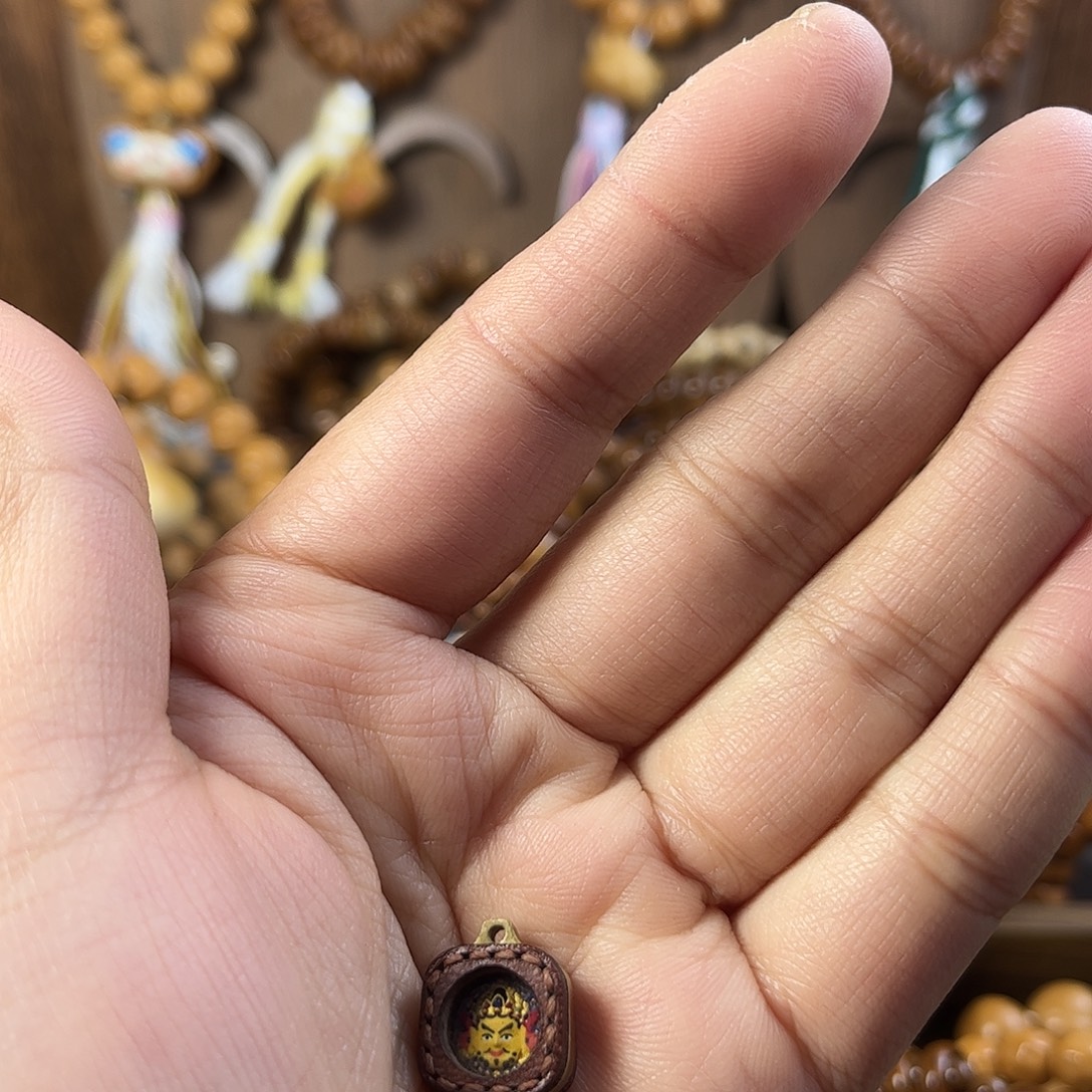 珍***吊坠紫金鼠紫金鼠手串手持碗肠标题