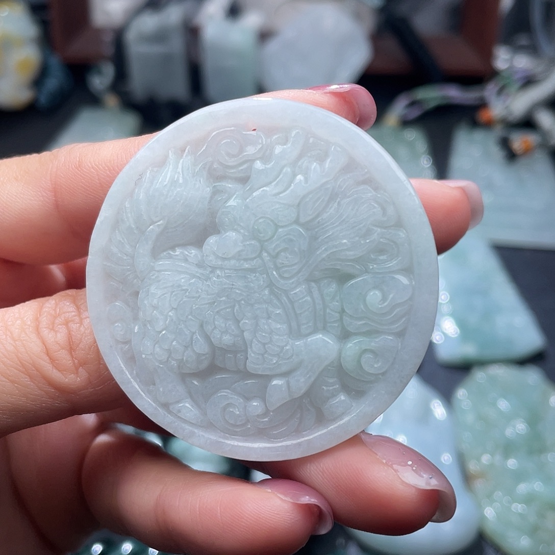 翡翠未镶嵌颈饰翡翠