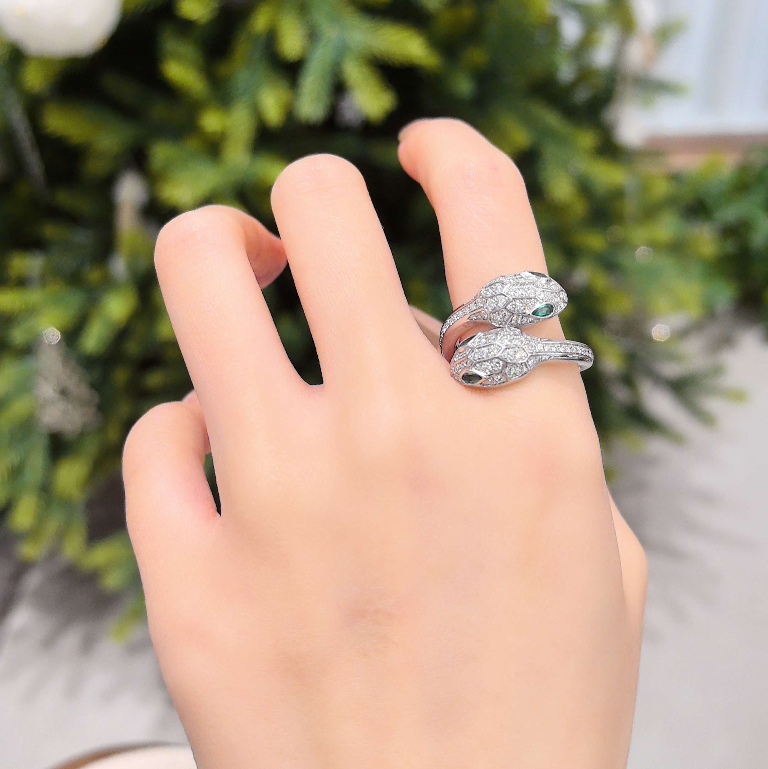 99新 BVLGARI/宝格丽 serpenti双头蛇钻戒/白金/盒/#57/柜价15w