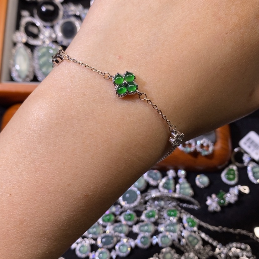 【闪购商品】翡翠颈饰未镶嵌天然