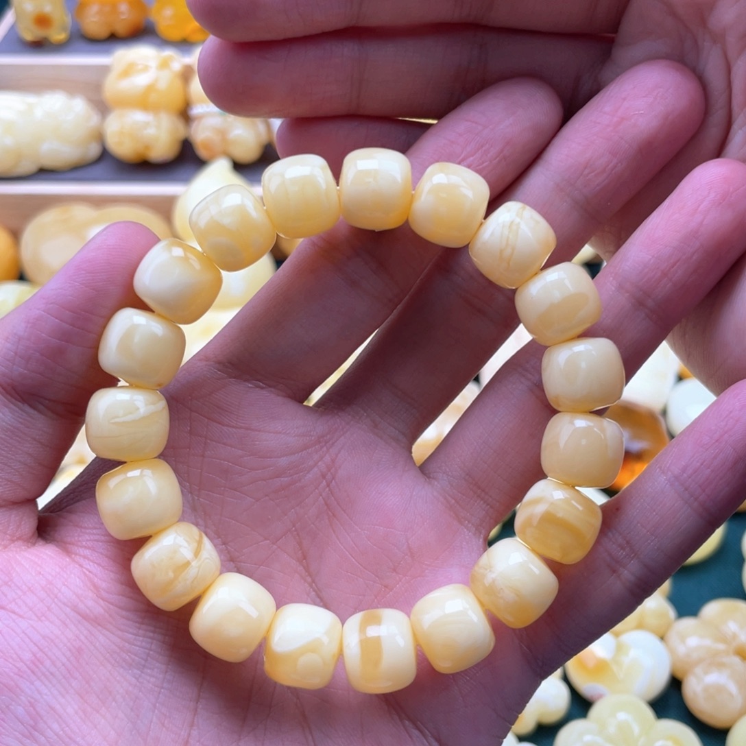 琥珀未镶嵌裸石蜜蜡