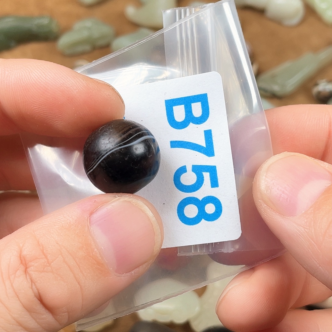 玛瑙/玉髓合金颈饰