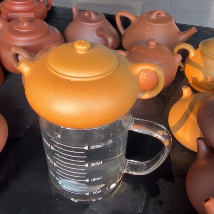紫砂茶案黄金段扁西施150cc