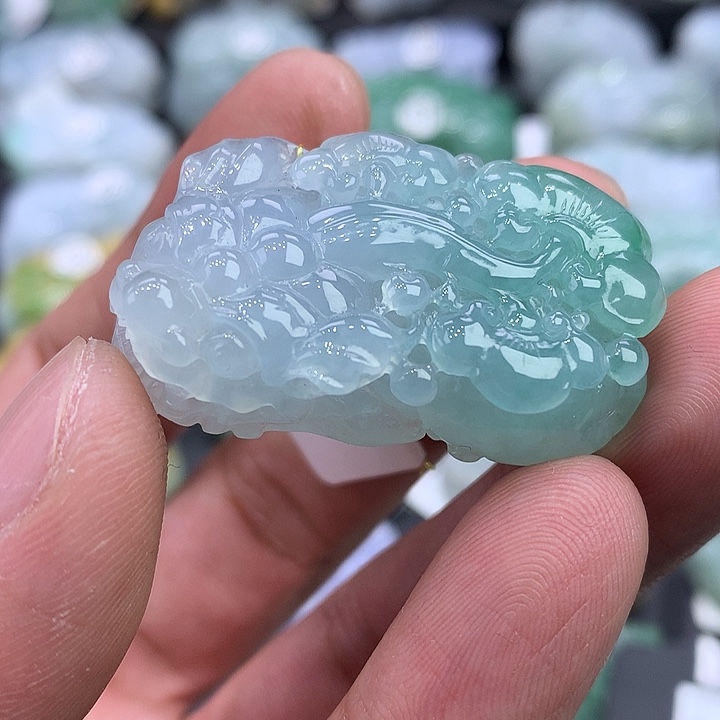 翡翠未镶嵌颈饰天然缅甸翡翠貔貅吊坠