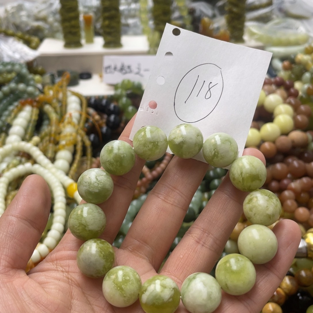 蛇纹石玉手链未镶嵌