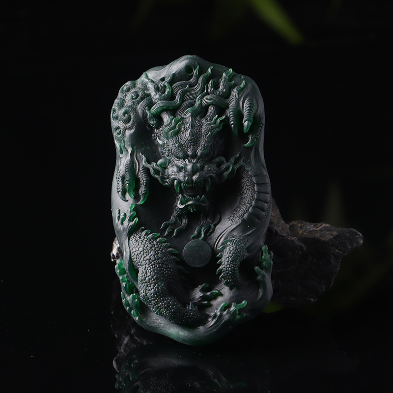 名玉艺术 天然缅甸翡翠 墨翠龙行天下 翡翠挂件 墨翠 龙牌 吊坠