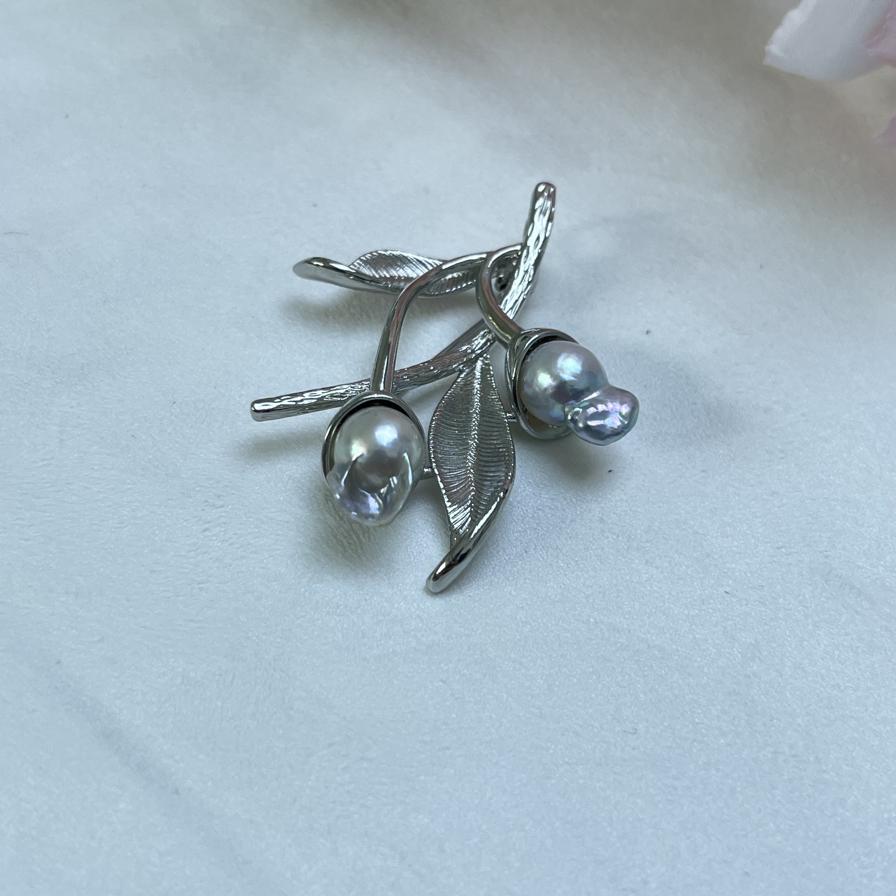 【臻雅珠宝】海水珍珠真多麻胸针8-9mm