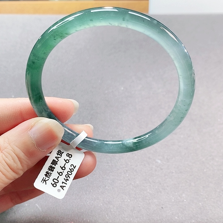 【闪购商品】翡翠手镯（圆镯）未镶嵌