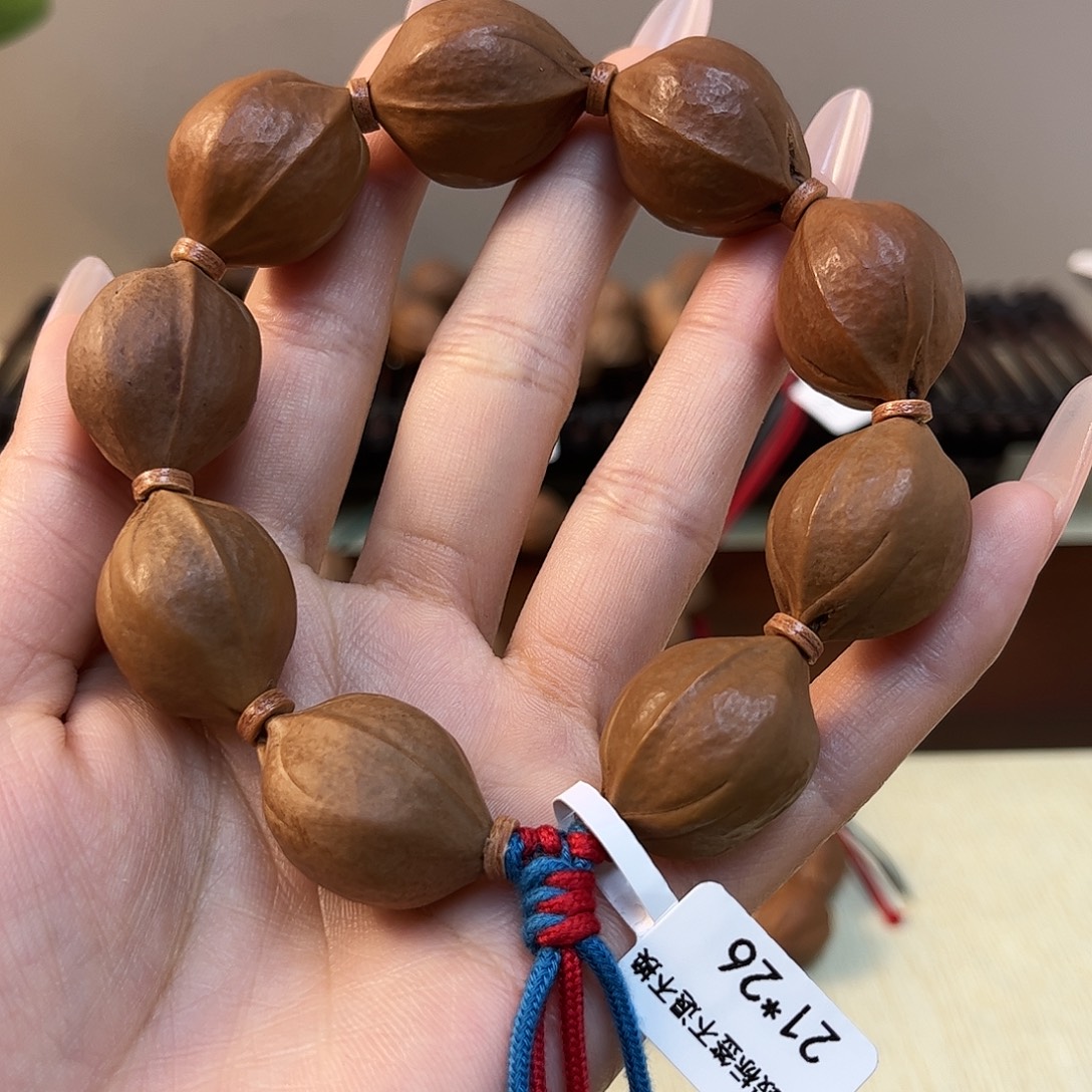 蔺***吊坠橄榄核梅林铁核文玩手串