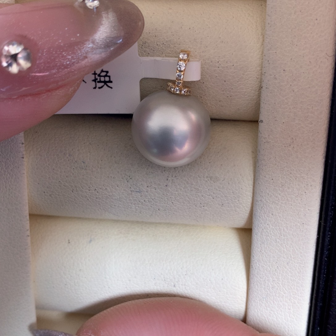 海水珍珠颈饰18K金镶嵌