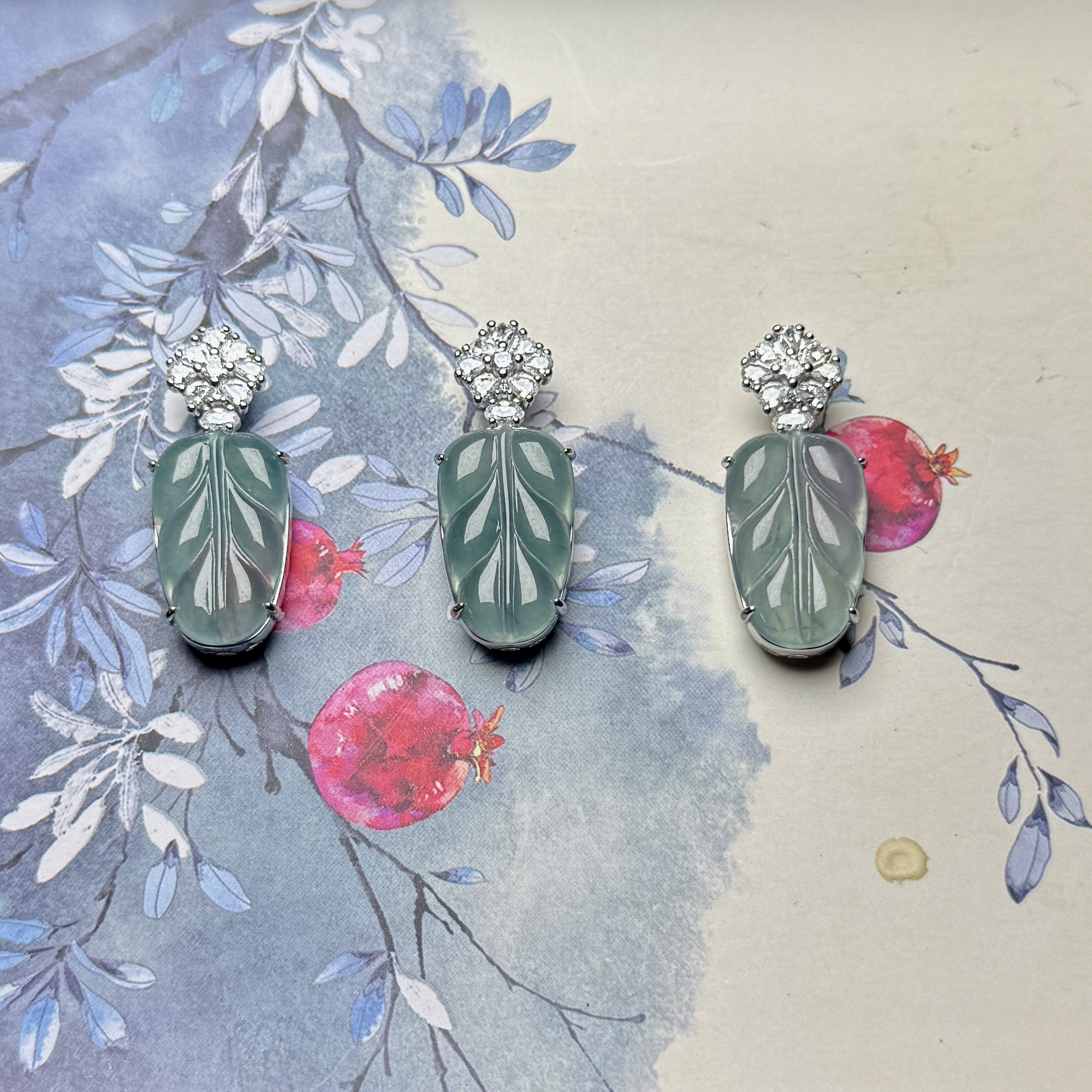 天然A货翡翠叶子配绳-（多样性发货一个）-#9827