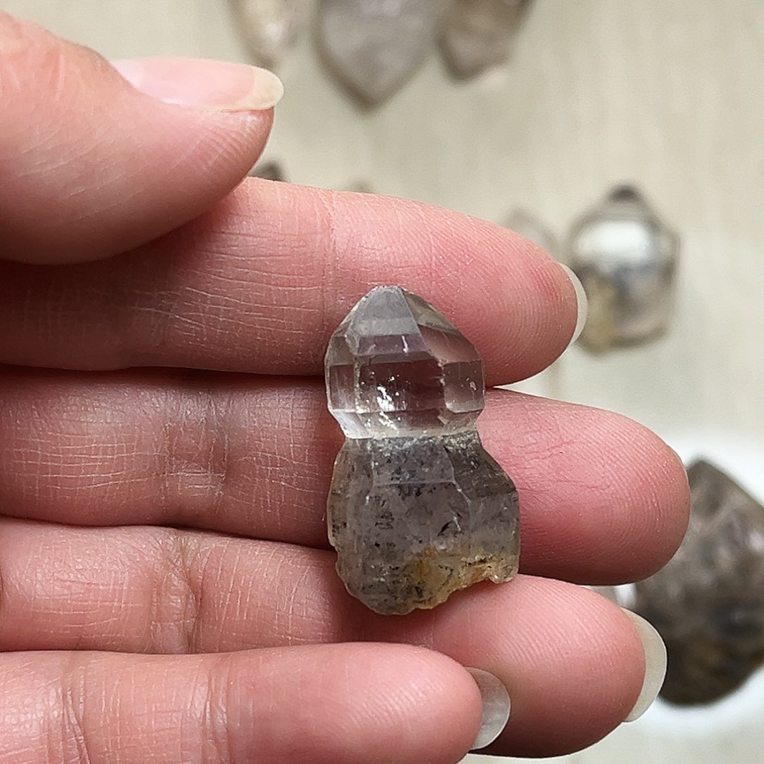 小***鱼水晶珠宝半成品未镶嵌