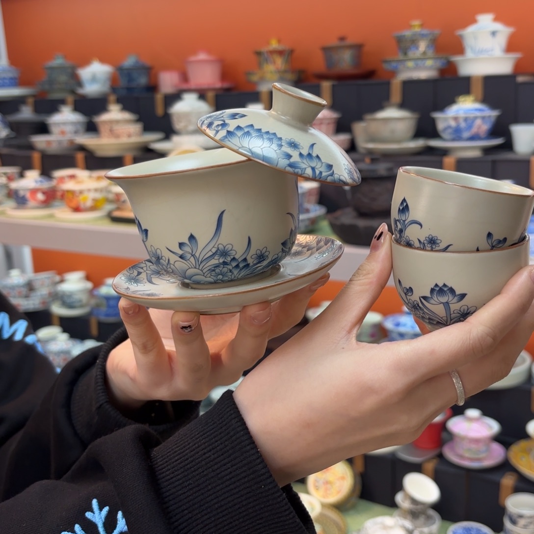 茶具是指由两块小