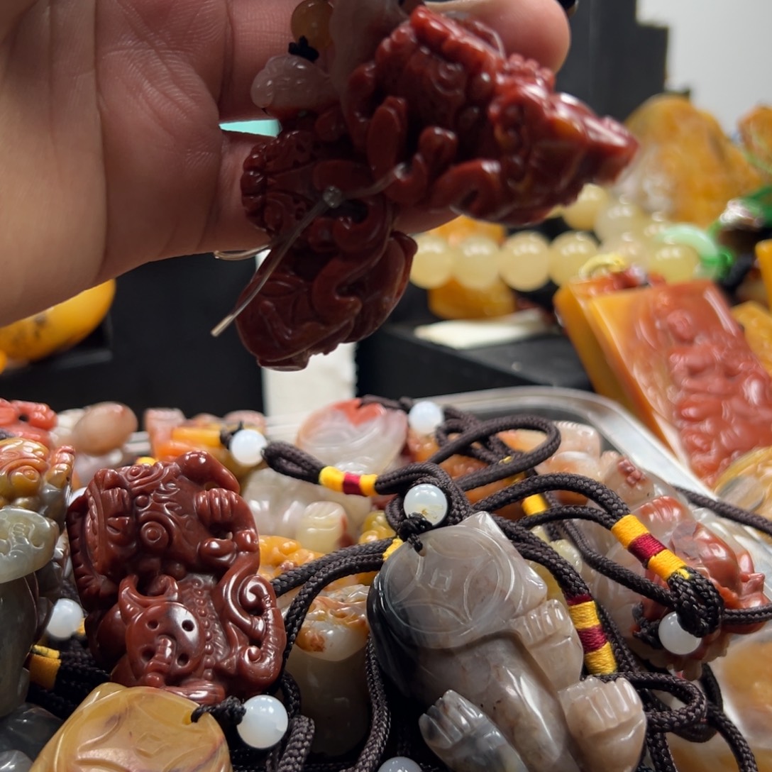 石英质玉（黄龙玉）未镶嵌多选一发货