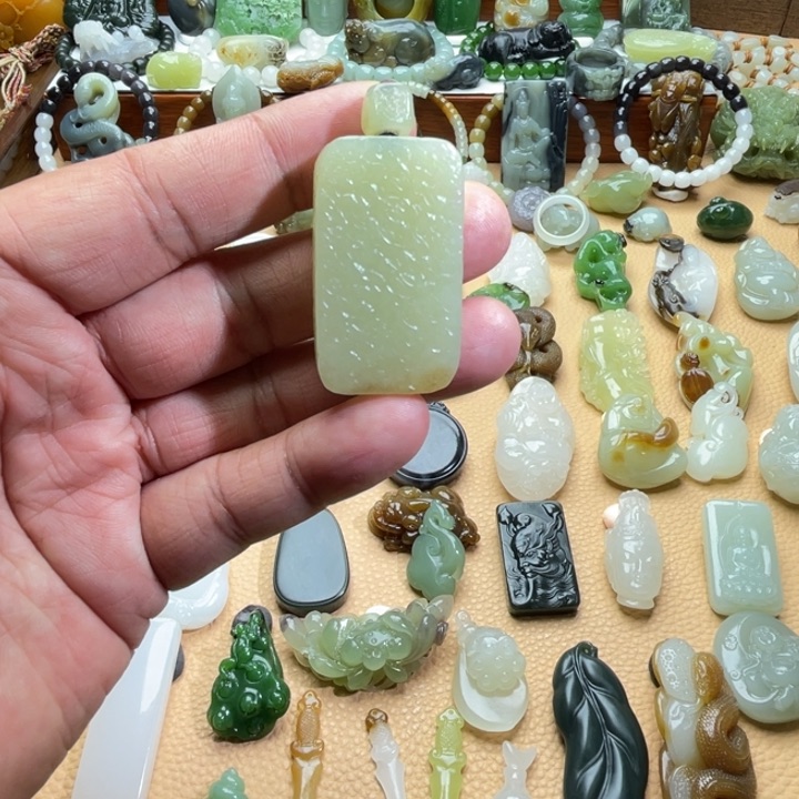 和田玉颈饰未镶嵌定制款