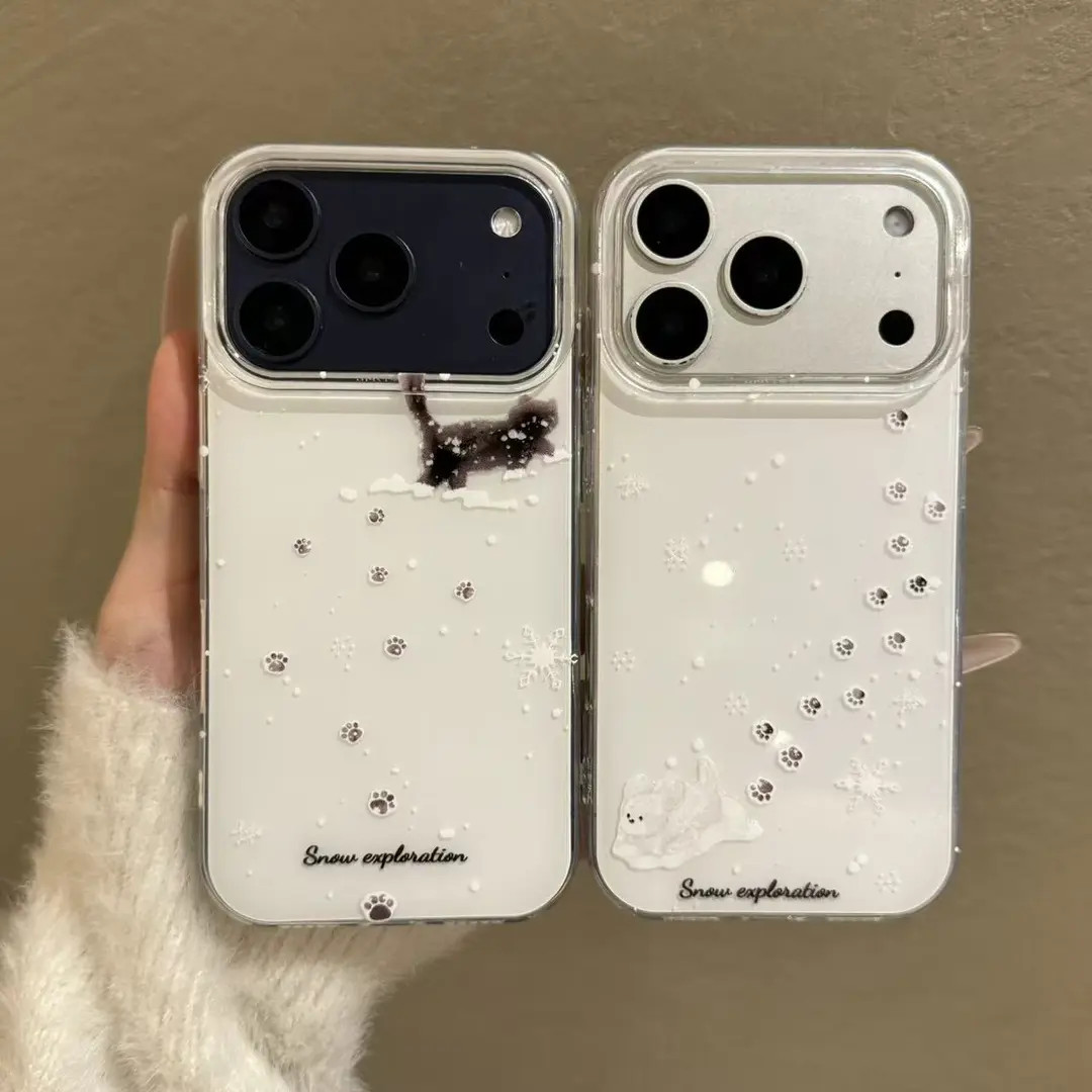 玩雪小猫小狗适用苹果iPhone17/16/15华为p70/oppo/imd情侣手机壳