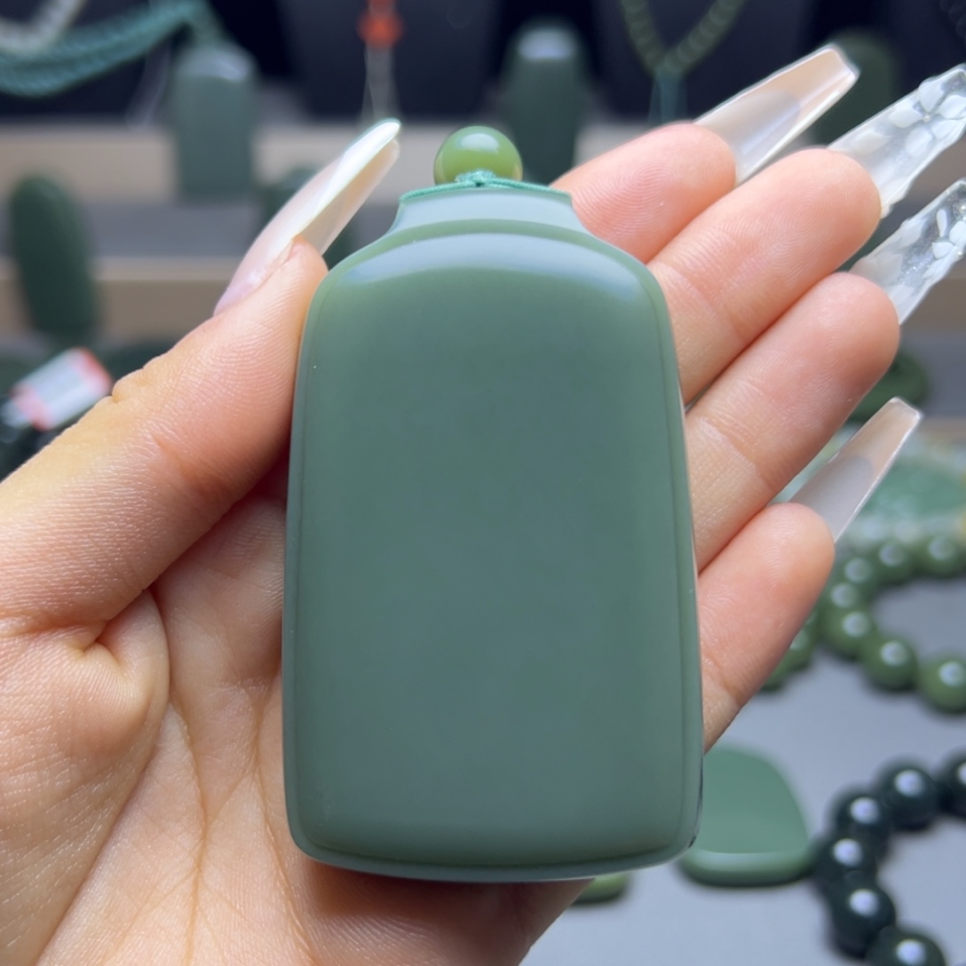 赤***兔和田玉未镶嵌手链