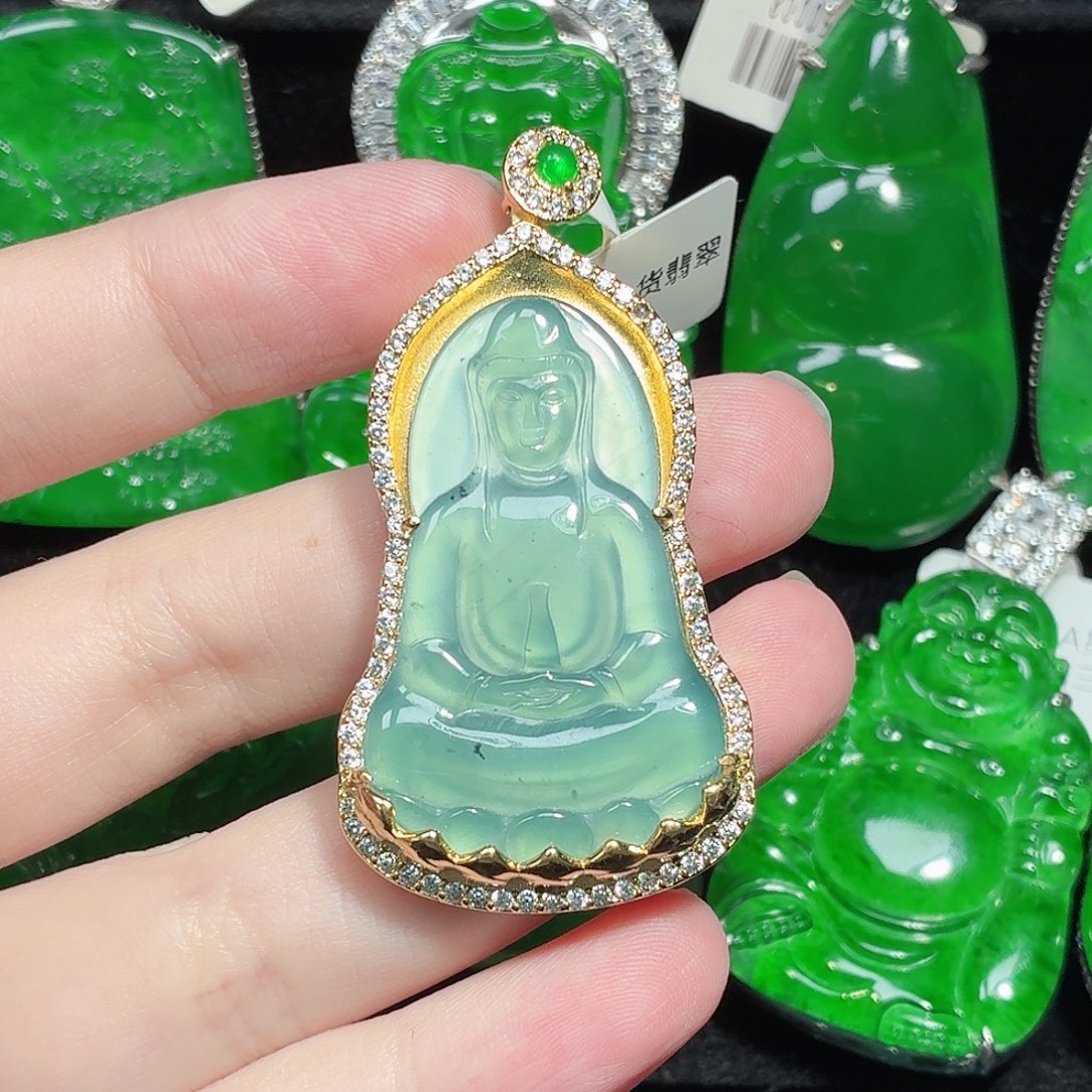 翡翠未镶嵌颈饰天然A货翡翠