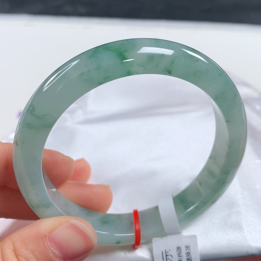 翡翠手镯未镶嵌 正圈①②⑨