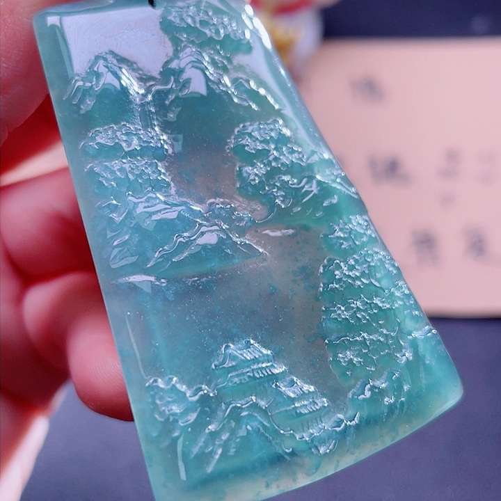 翡翠吊坠(不含链)未镶嵌