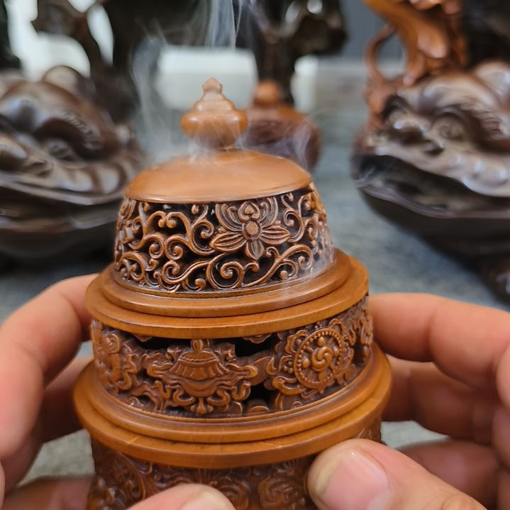 西***事家具紫檀木类黄杨木雕香炉