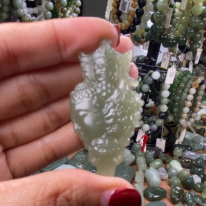 和田玉未镶嵌颈饰和田玉