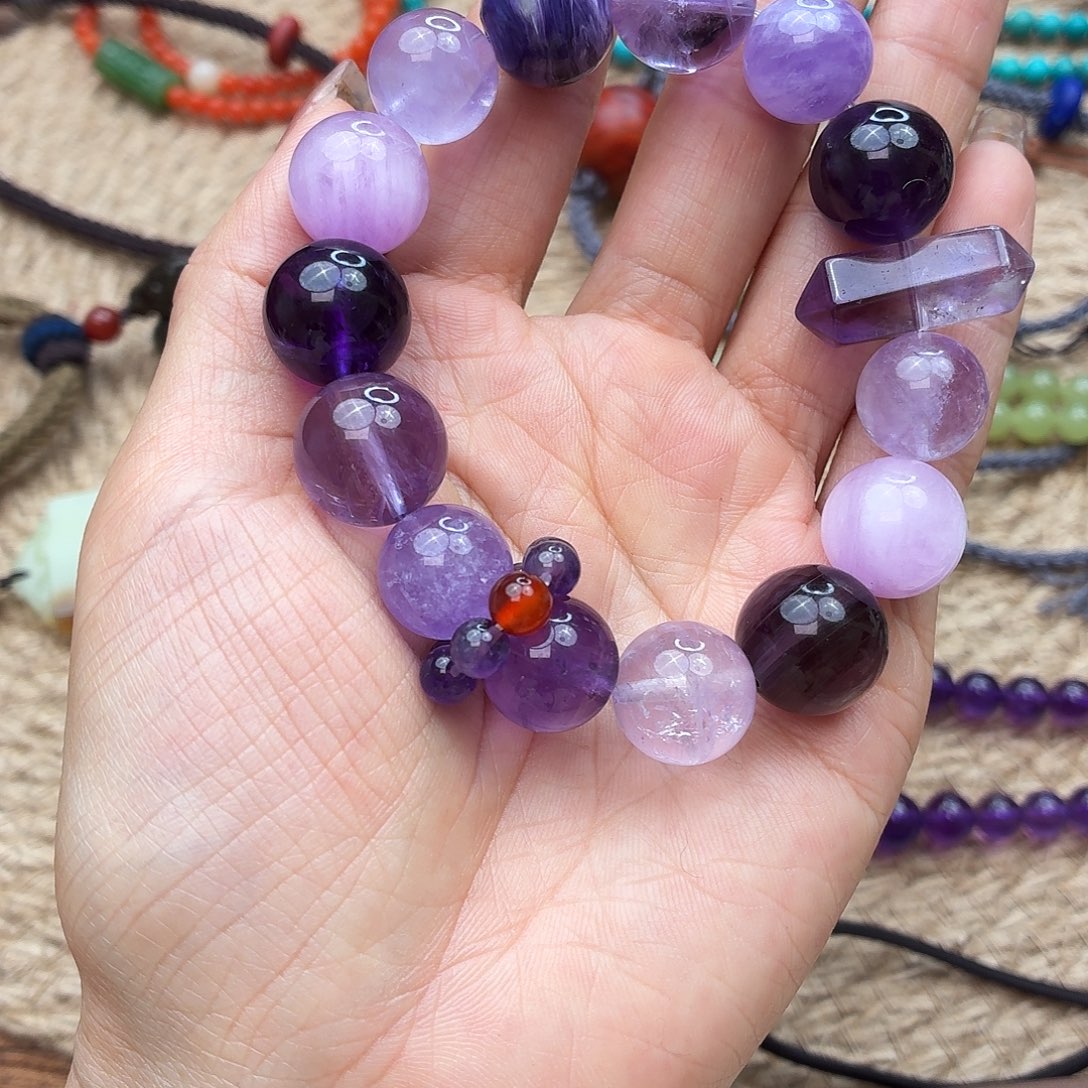 童***话和田玉（糖玉）未镶嵌颈饰