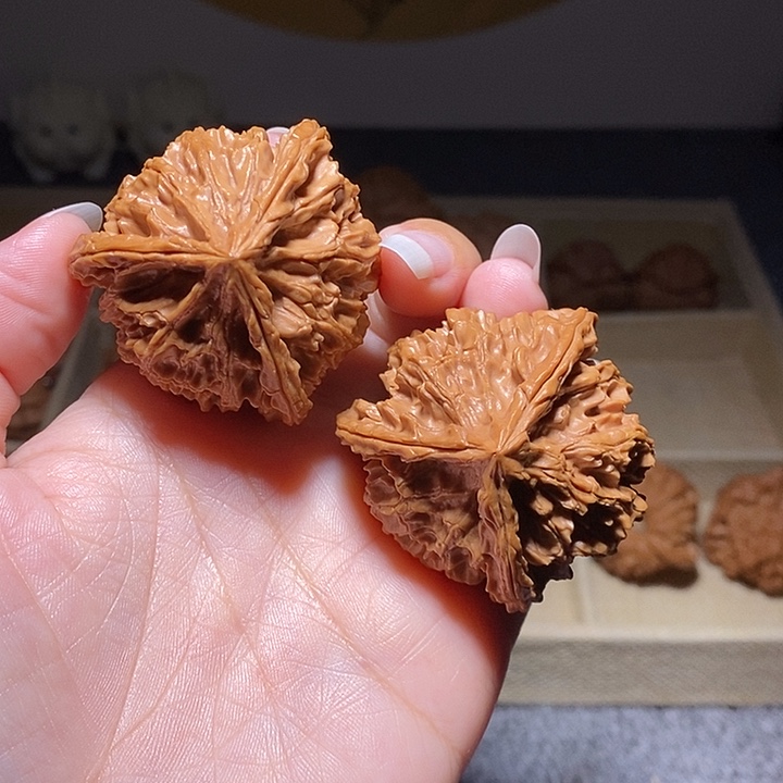 把件文玩核桃糖三角三棱45左右