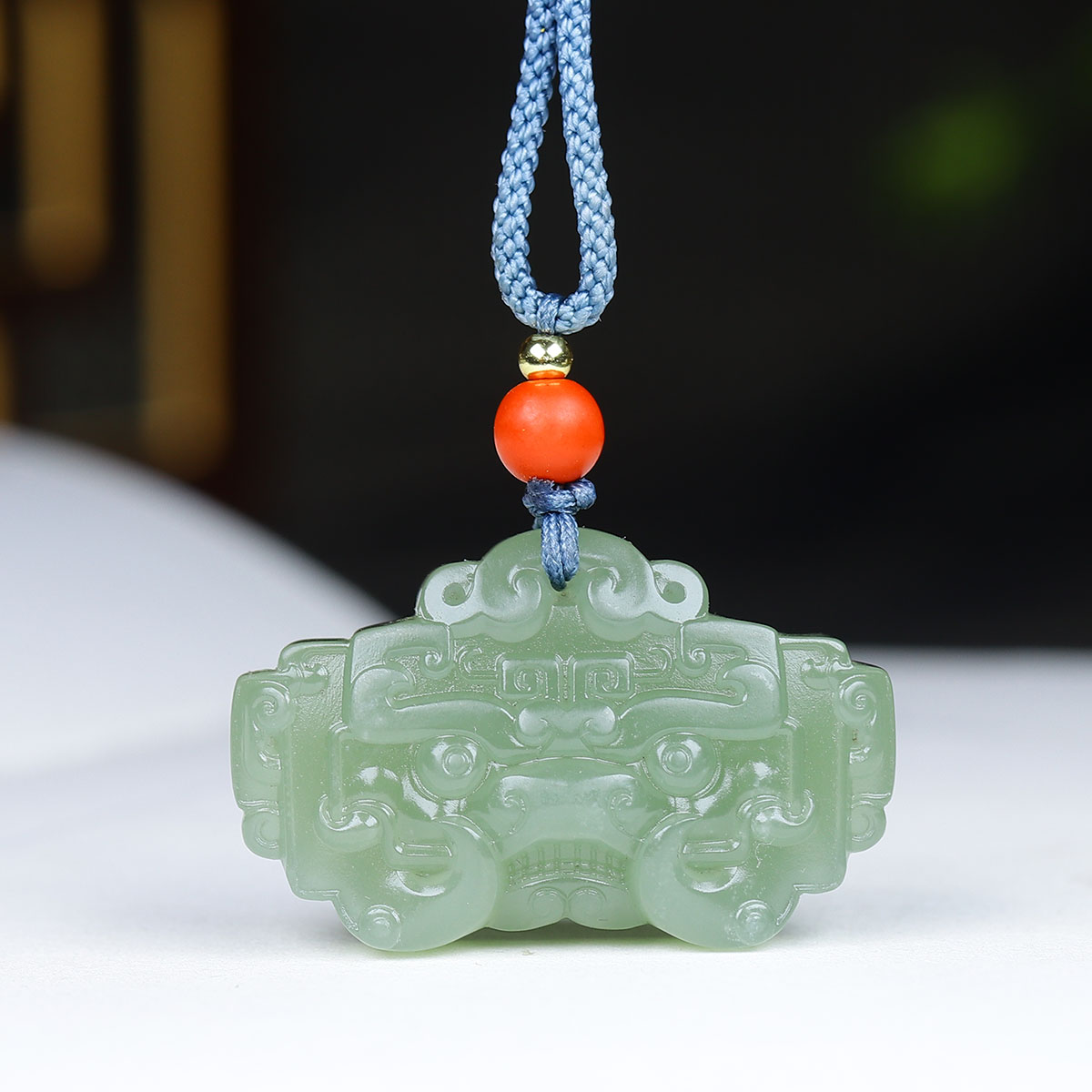 122880和田玉湖水绿瑞兽挂件