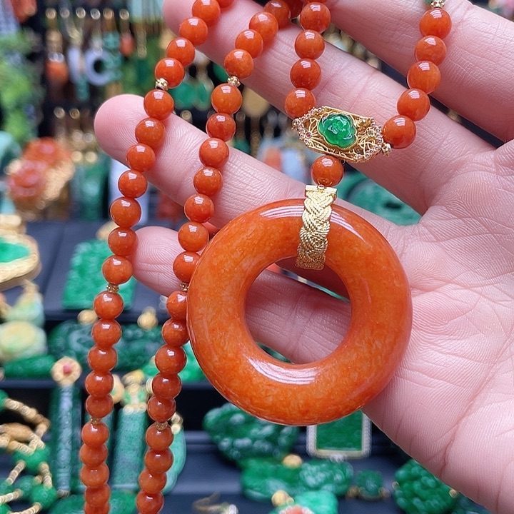曾****翡翠合金颈饰翡翠天然缅甸