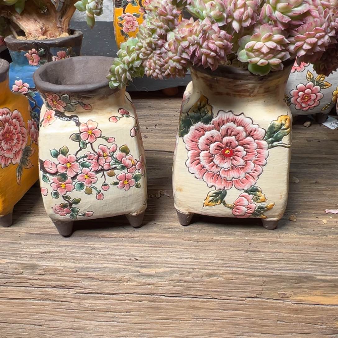 战*?两只奶黄定金一个桃花一个牡丹