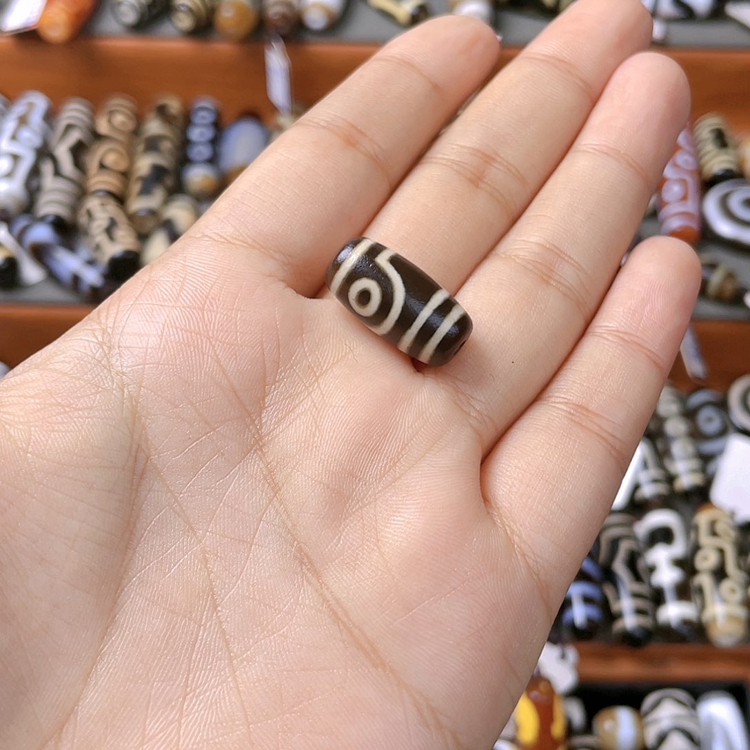 缺***缺玛瑙/玉髓未镶嵌颈饰