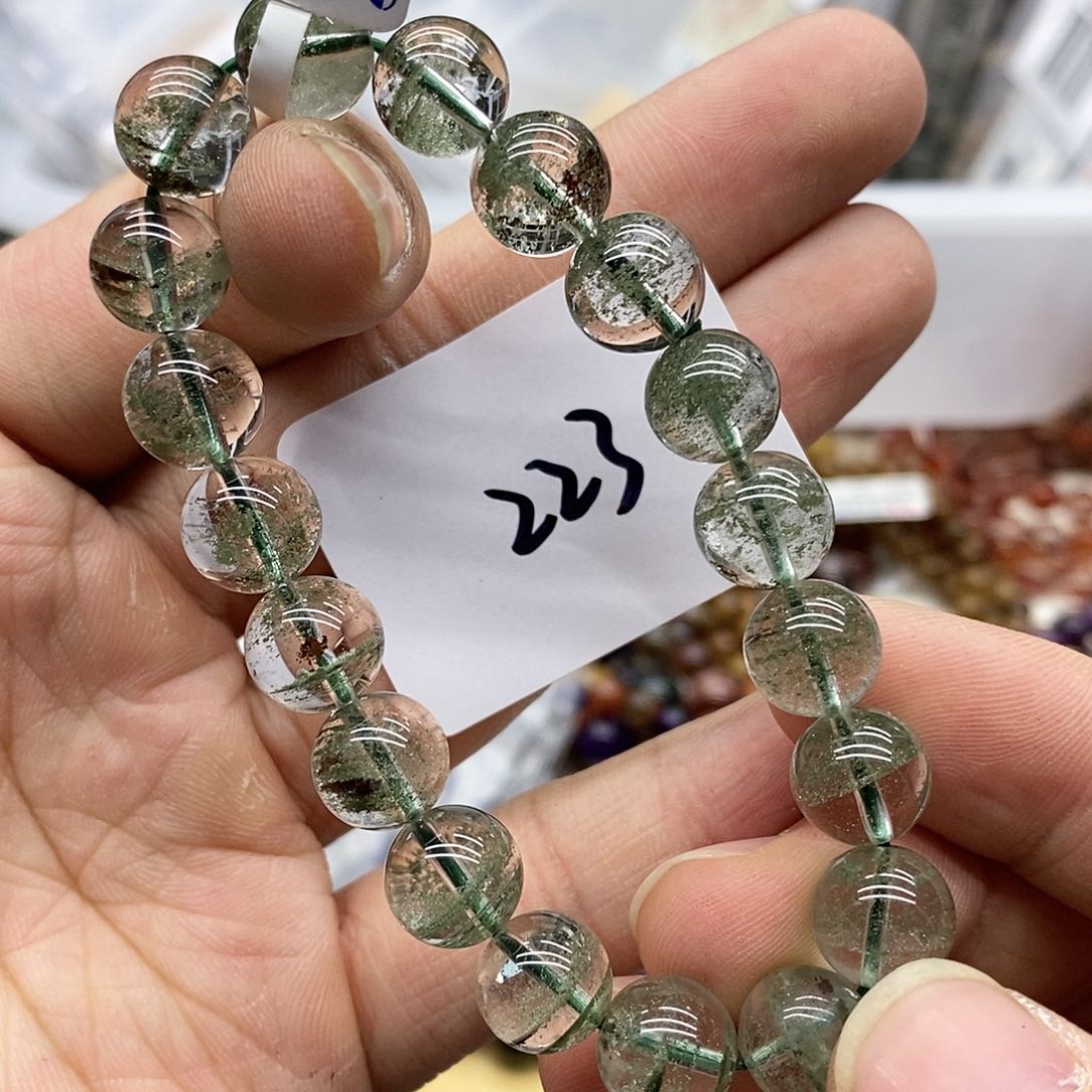 水晶手串未镶嵌天然