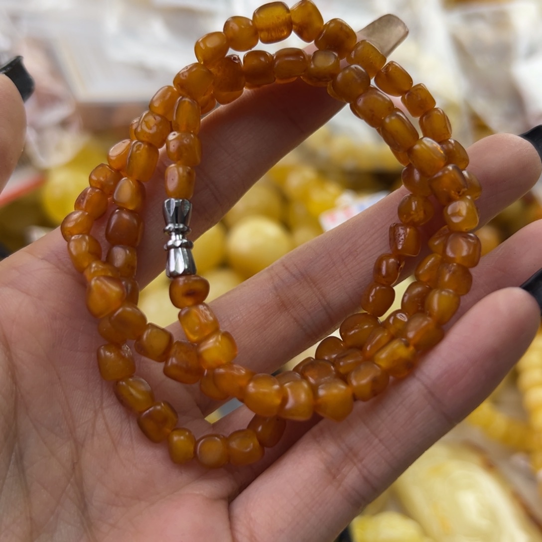 琥珀珠宝奇石未镶嵌