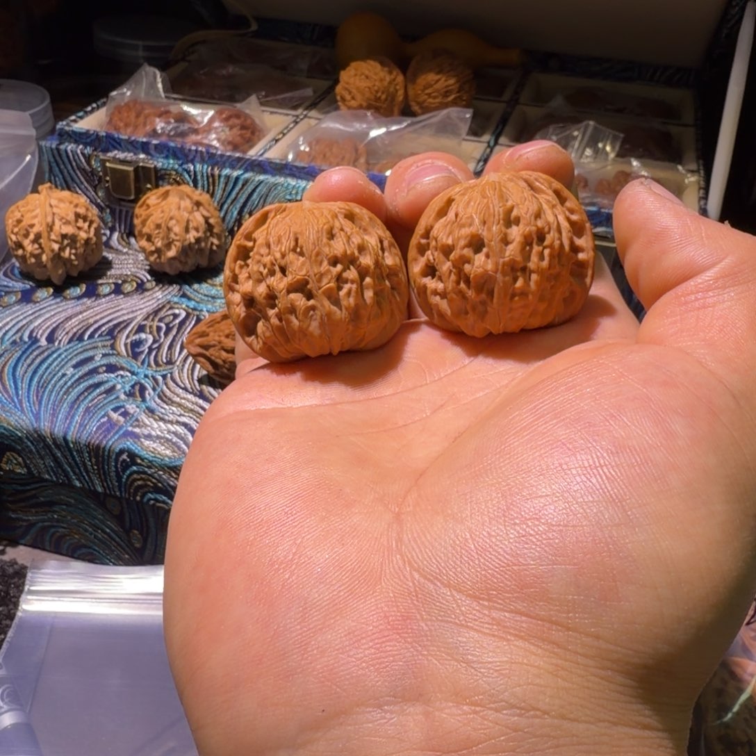 小***笔吊坠文玩核桃39全品磨盘