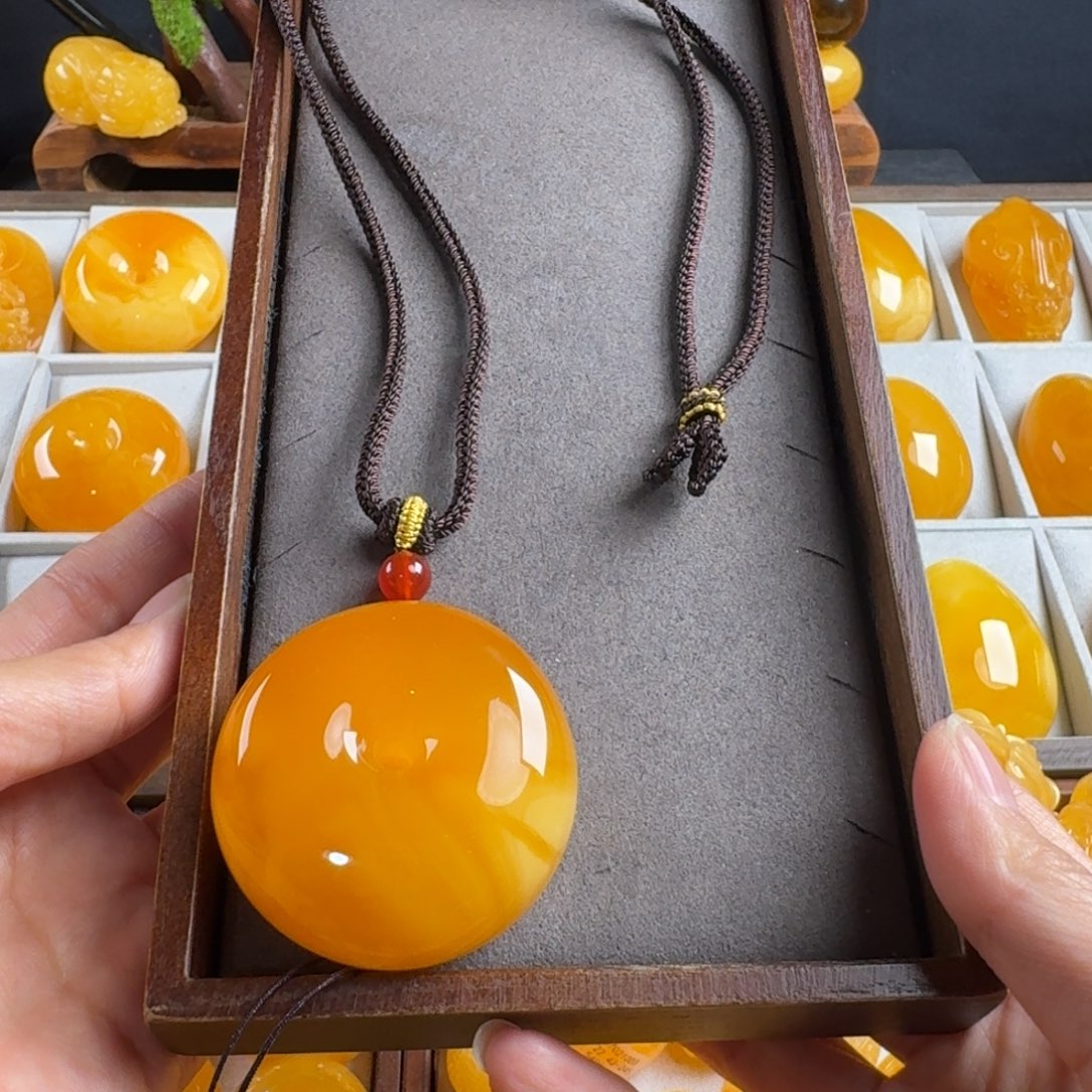 蜜蜡毛衣链未镶嵌