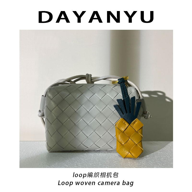 【loop编织相机包】包包女款爆款2025新款真皮羊皮小方包枕头斜跨包