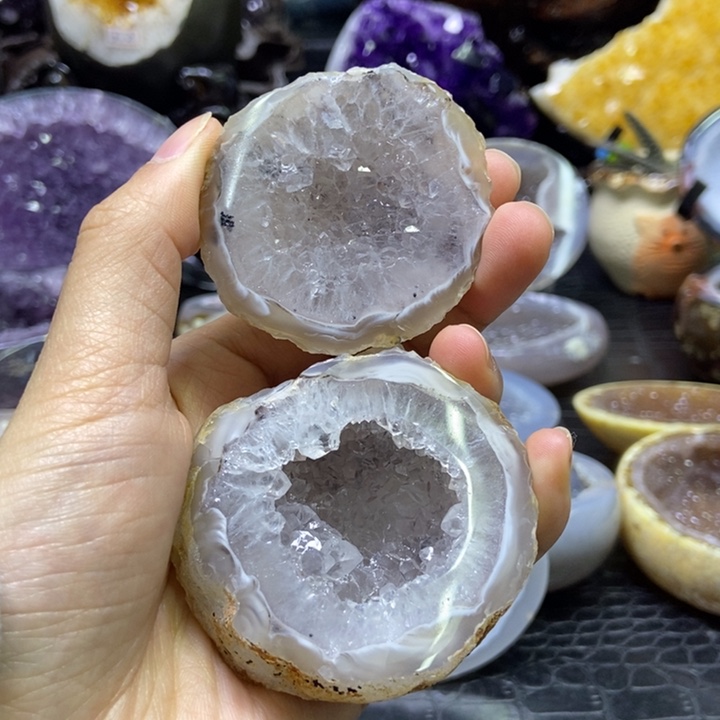 水晶蚕丝盆未镶嵌