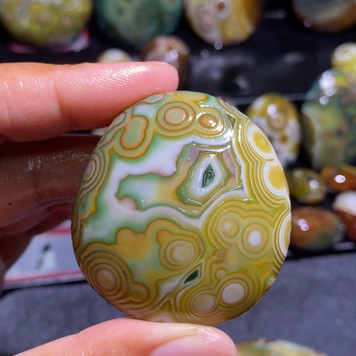 未镶嵌玛瑙/玉髓珠宝奇石