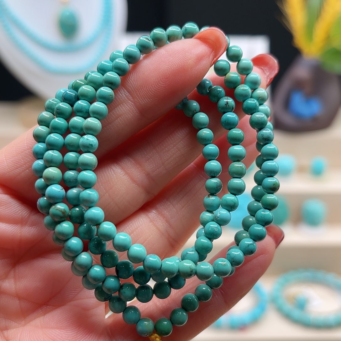 绿松石配饰未镶嵌