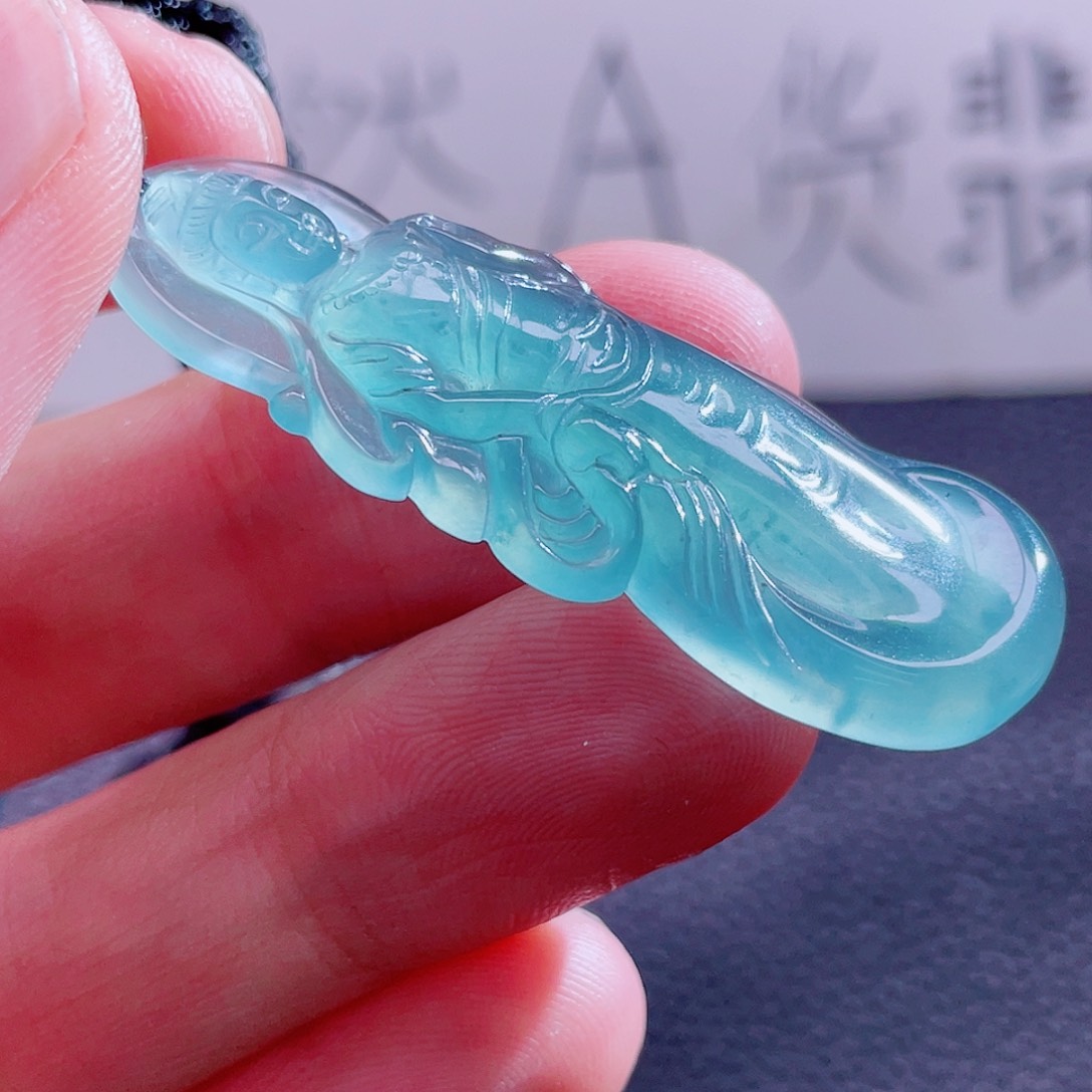 翡翠未镶嵌颈饰88888888