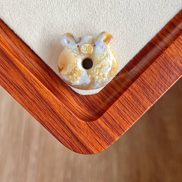 天然琥珀蜜蜡奥利奥卡皮巴拉甜甜圈